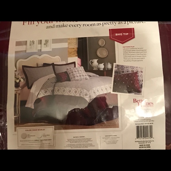Queen comforter set with throw pillows - Picture 1 of 7